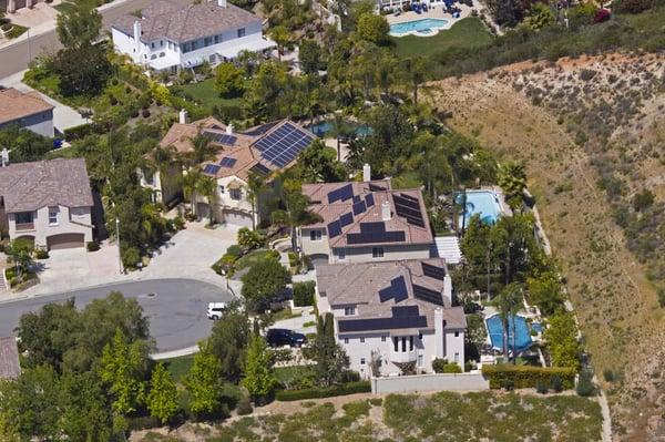 Three families on the same cul-de-sac in Scripps Ranch are now powering their entire house from the sun!