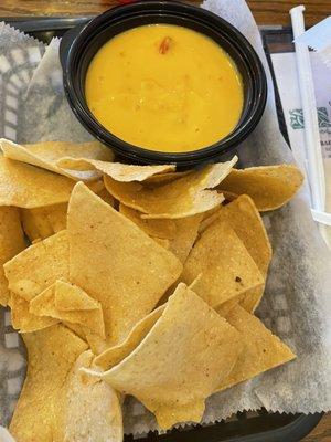 Chips and queso