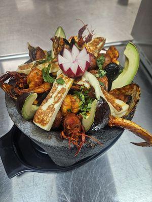 Seafood molcajete