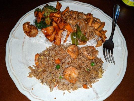 Chicken and broccoli, Szechuan chicken no celery, and shrimp fried rice