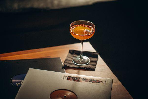 Vinyls & Cocktails