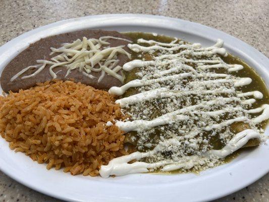 Green Enchilada Dinner #enchiladas