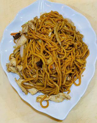 Chicken lo mein