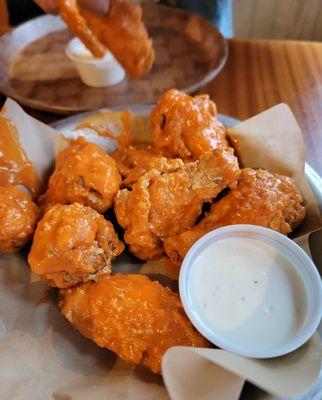 6 Piece Breaded Wings