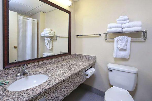 Guest Room Bathroom