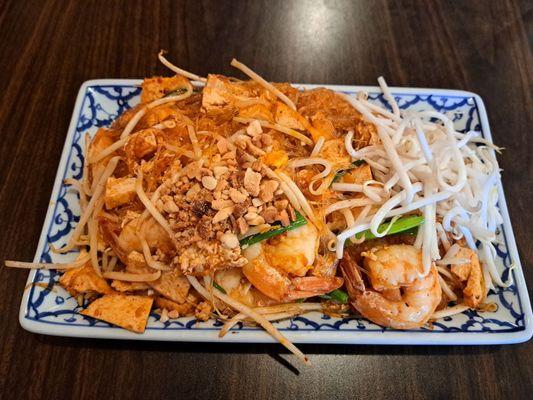 L17. Pad Thai Chaiya Noodles