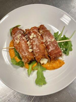 SPIEDINI                            Fried prosciutto, Fried Mozzarella, Romesco Sauce