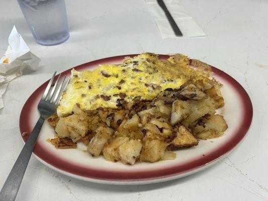 Bacon omelette with Side of Home Fries