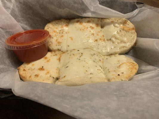 Cheese Bread with Tomato Sauce