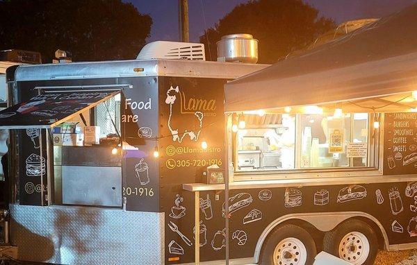 Llama bistro food truck