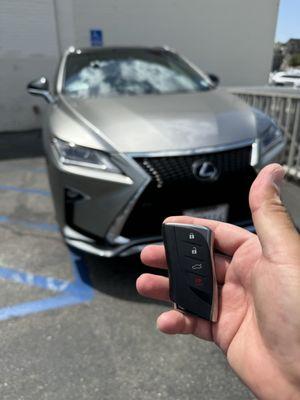 Lexus RX350 2017 new style key fob programmed and cut #locksmith