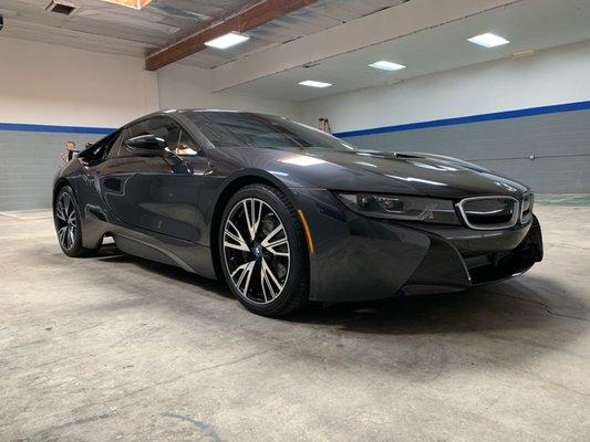 Clay and seal on Bmw i8