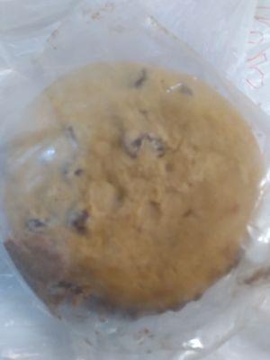 This shows you the big chocolate chip cookie, they a jumbo with nice chocolate chips in them, yummy