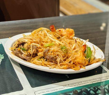 Beef and Shrimp Pad Thai