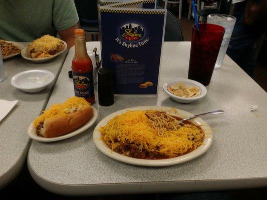 5-way chili and a coney. Great deal!!