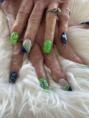 Seahawks Spirit! Acrylic Fill w/Gel and nail art.