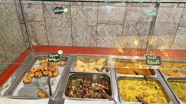 Thursday evening buffet: Vada, Bhatura, Baby Corn Manchurian, Paneer Butter Masala, kadi pakodi (fritters in yogurt curry)