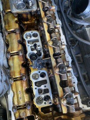 After remove valve cover and clean up all the carbon and ready to roll.