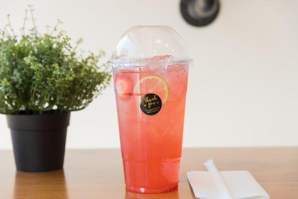 Strawberry lemonade