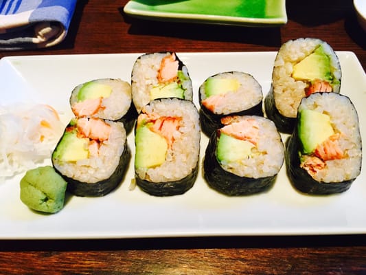 Salmon roll