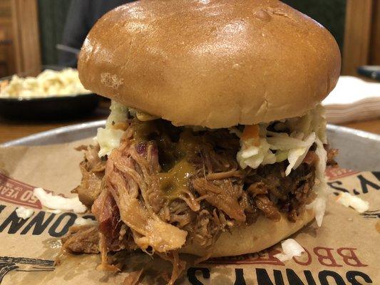 Pulled pork sandwich