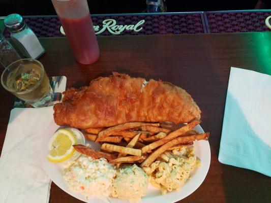 OMG just great fish fry, crusty on outside and soft and moist inside and 3 great sides and even I liked the fries  everything here was good