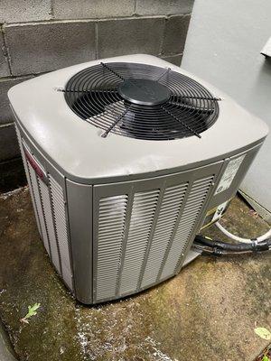 We service all brands of air conditioners