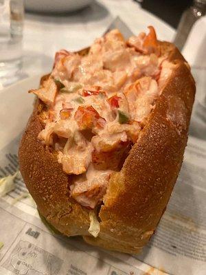 I fasted for 22 hrs to eat this lobster roll