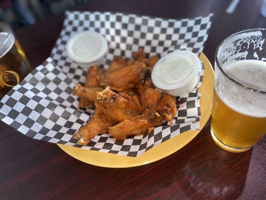 Buffalo Wings and SpaceDust IPA