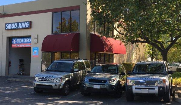 Some Land Rovers came to visit Pleasanton Smog King today at the new 32 California Ave Pleasanton location. They all passed!!