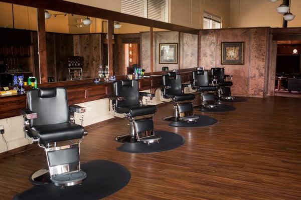 Frank's Gentlemen's Salon providing classic barber services with modern style.