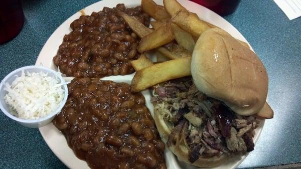 Pulled Pork sandwich platter, w/ double beans.