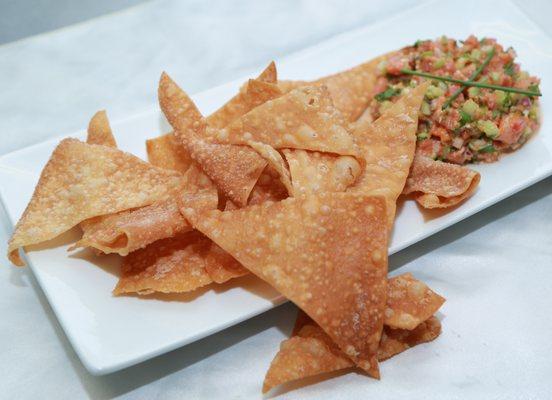 Tuna Tartare with Wonton Chips