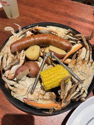 Blue Point Crabs, Sausage, corn, potatoes