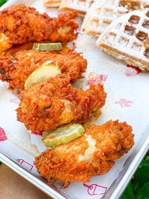 Chicken & waffles