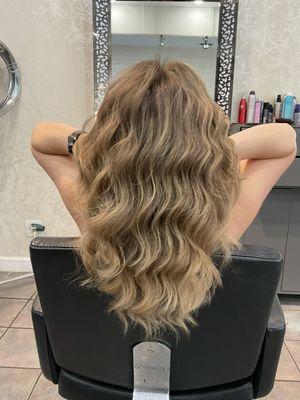 Hair Coloring Service Online Salon Booking Scheduling Highlights Hair Cuts Keratin Blow Outs Dry Bar Balayage Same Day Walk In