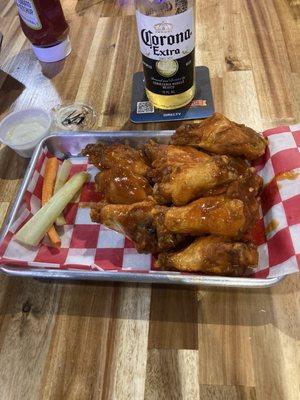 XXX & 3-pepper wings