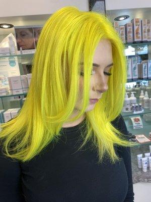 Fun neon yellow by Miranda!