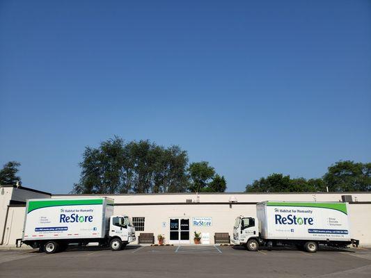 The ReStore offers free donation pickups for larger items. To schedule a pickup call (734) 323-7028 or email adam@h4h.org