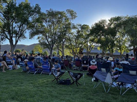 Escalade, Motown & R&B @Lazy 5 Regional Park