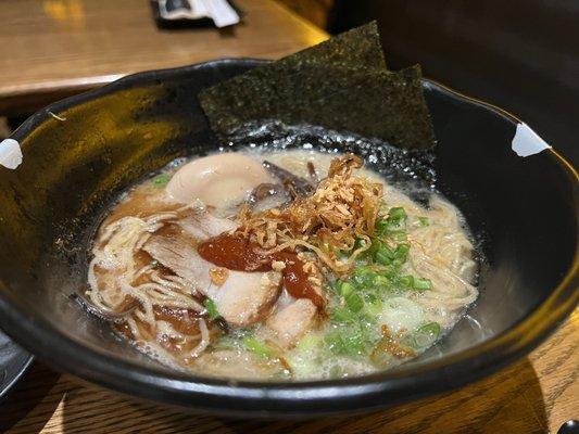 Jinya No.1 - Jinya Tonkotsu Black