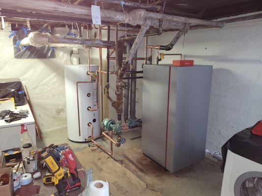 New 95% H.E. Viessmann gas boiler and new in-direct Viessmann- 53 gallon hot water tank