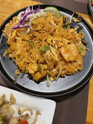 Country Pad Thai