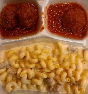 Screwed up mac n cheese combo with meatballs.