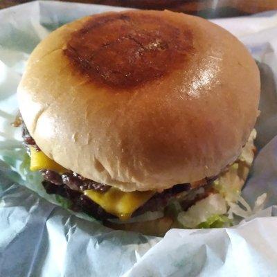 The best Cheeseburger you'll ever taste