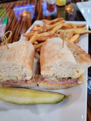 Cuban sandwich