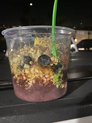 Weak açaí bowl