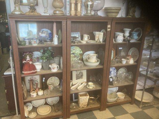 Bullseye Estate Sales & Consignment