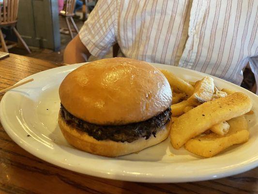 Hamburger and fries 5/5 -Cracker Barrel -Park City, KS