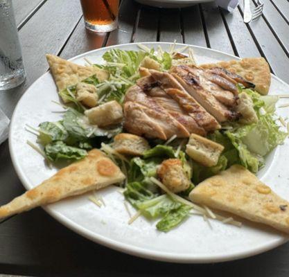 Caesar salad with chicken